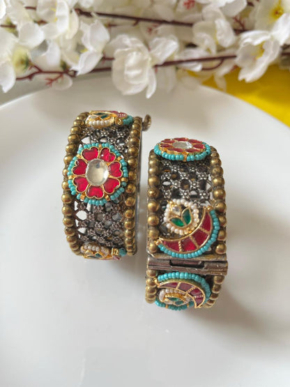 Zehvya Broad Dual Tone Premium SLA Kundan Kada | Antique Brass Statement Ethnic Bangles