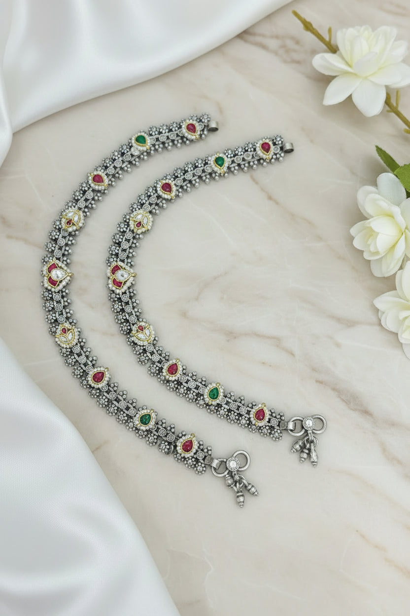 Aaradhya Kundan Floral German Silver Payal | Navratri Garba Anklet