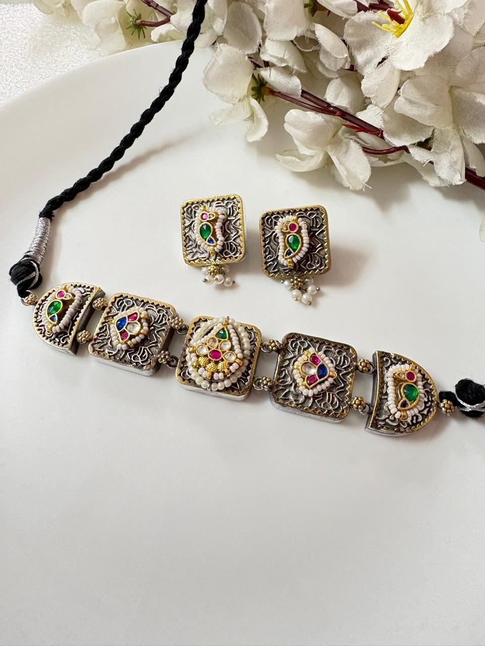Kundan Dual Tone Choker Necklace With Earrings Sla Polish Limited Edition Alankrent Ak Kdtc by Alankrent