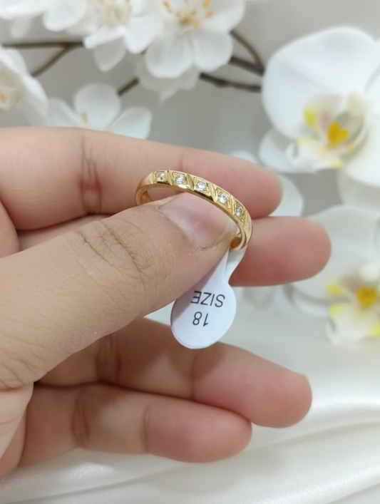 Prism SquareGlow Anti-Tarnish Gold Ring | Geometric CZ Band