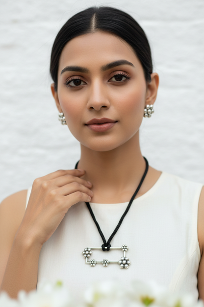 Varnika Noor Premium SLA Long Thread Necklace Set with Earrings Online