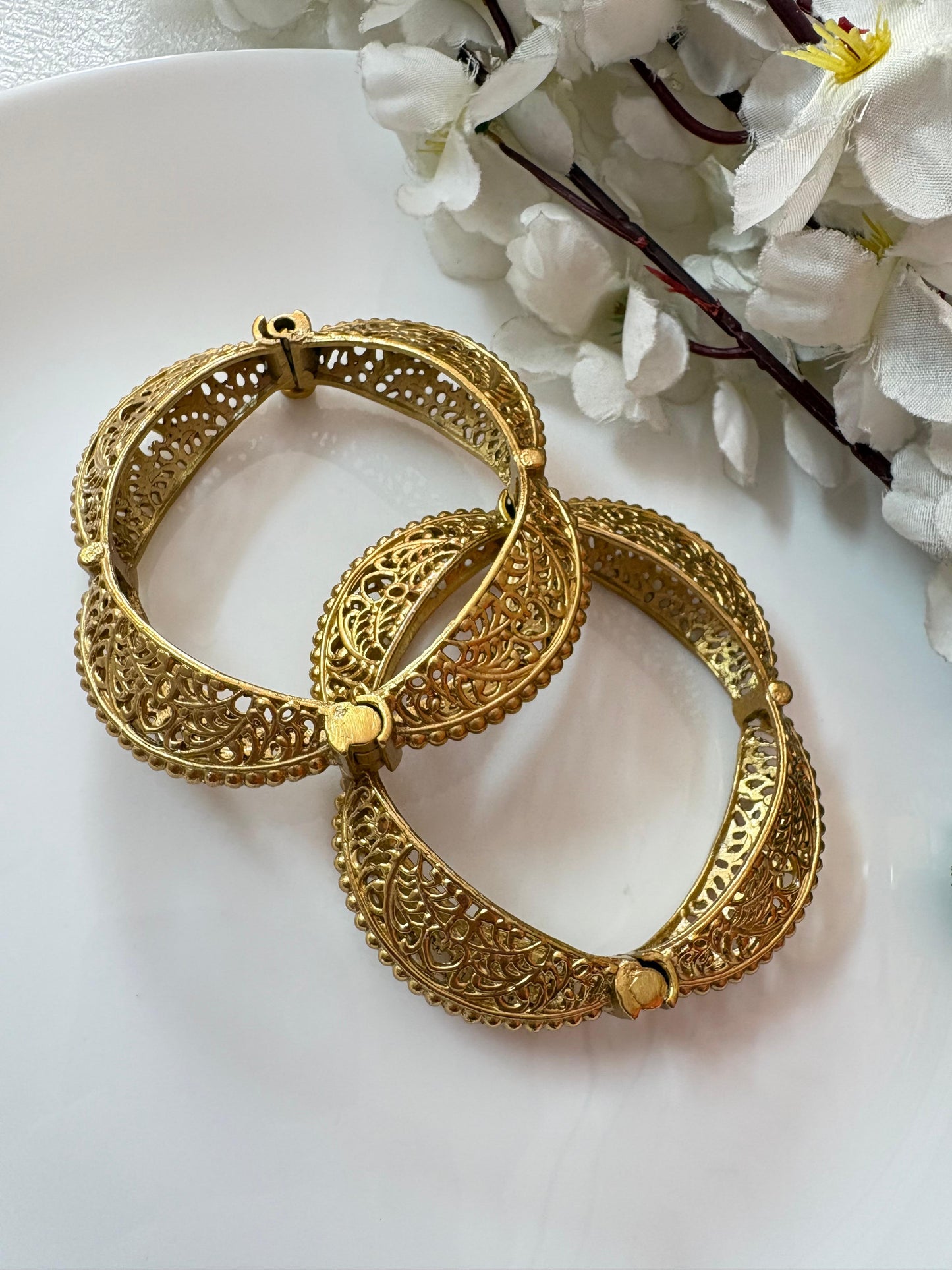 Rajwada Style Openable Gold Bangle Kadas |Alankrent