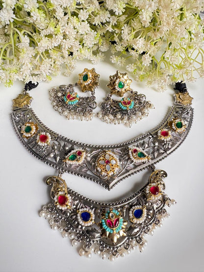 Vaidehi Kundan Fusion Hasli Necklace | Dual Tone SLA Traditional Jewellery